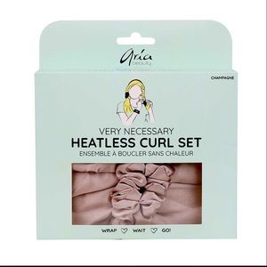 Very necessary heartless curl set